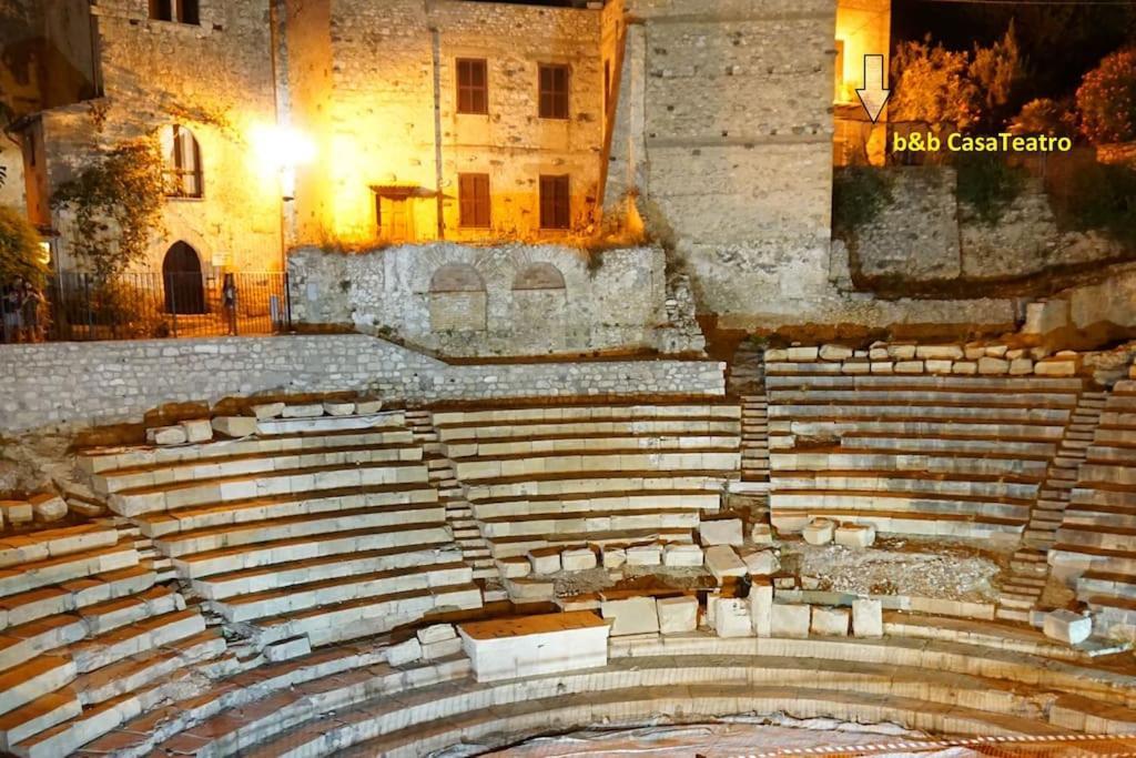 شقة Casa Al Teatro تيراتشينا المظهر الخارجي الصورة